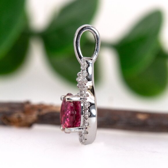 Rubellite Tourmaline Pendant in 14K Solid Gold with Natural Diamonds - Picture 7 of 9